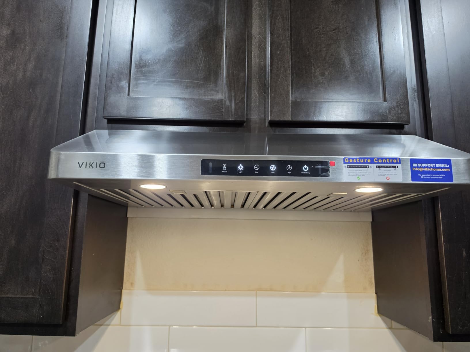 VIKIO HOME 30 Inch Under Cabinet Range Hood, 980CFM Fast Venting Ducted | Kitchen Hood With 3 Speed Gesture & Touch Control, Stainless Steel Stove Vent Hood With LED Light And 2 Baffle Filters customer photo 2