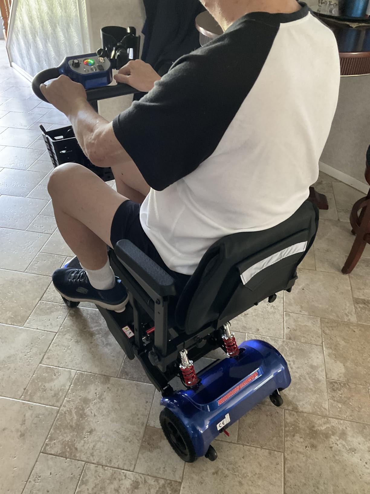 4-Wheel Auto-Folding Mobility Scooters for Seniors Adults, 40lbs Lightweight | Automatic Foldable & Portable Travel Electric Scooter, Remote Control / Manual Folding Dual Mode, 14 Mile, 275lbs Capacity customer photo 2