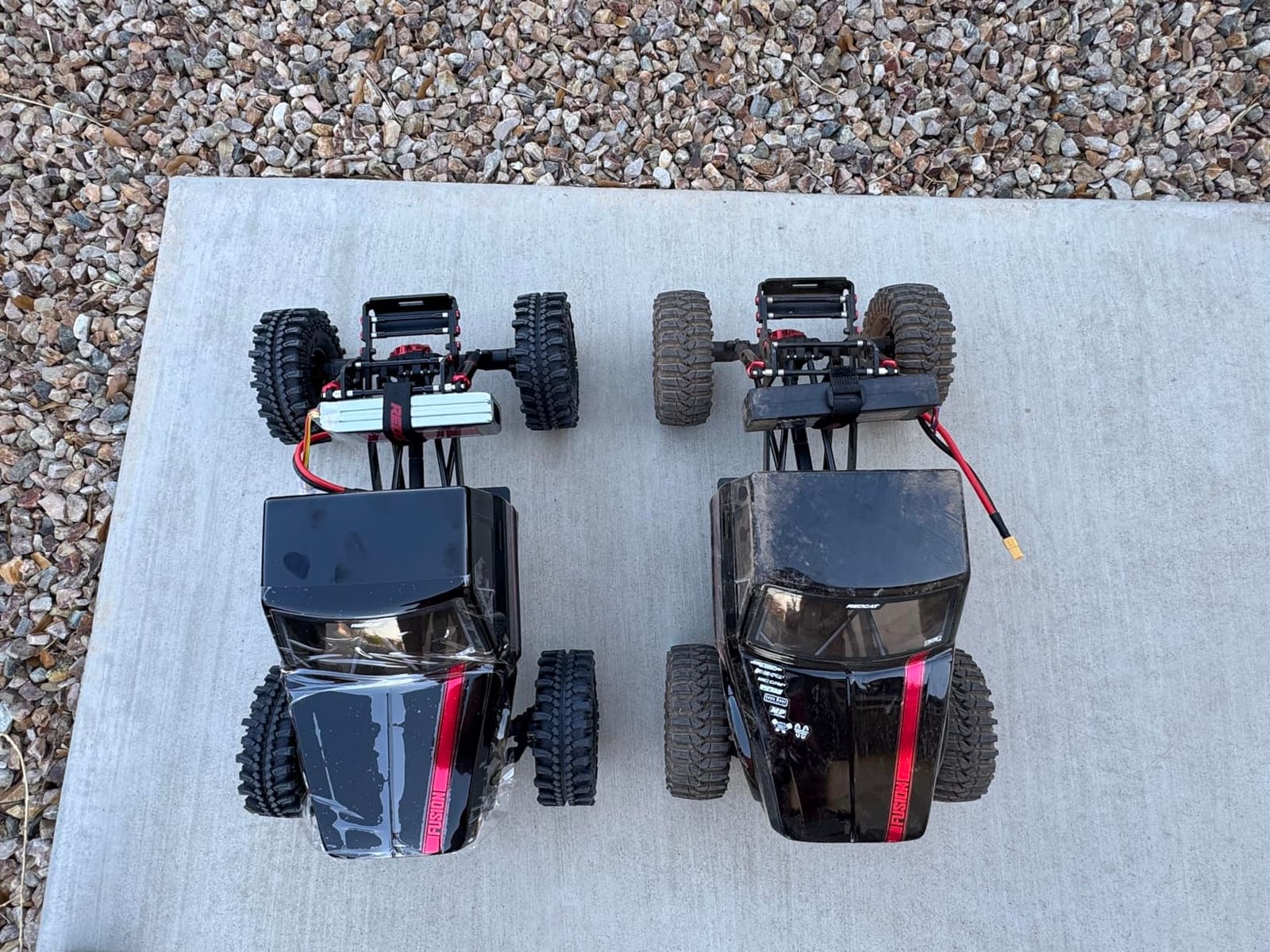 Redcat Ascent Fusion 1:10 Scale RC Rock Crawler, Brushless Motor, 4WD, Carbon Fiber Frame, Black customer photo 2
