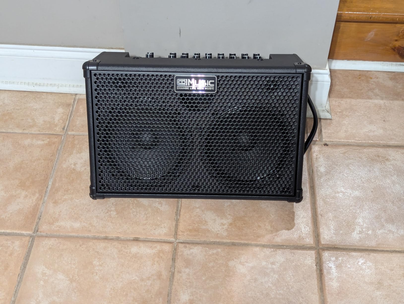 Coolmusic BP60D 120W Battery Powered Acoustic Guitar Amplifier, Portable Bluetooth Speaker with Reverb Chorus Delay Effect, 7 Inputs customer photo 1