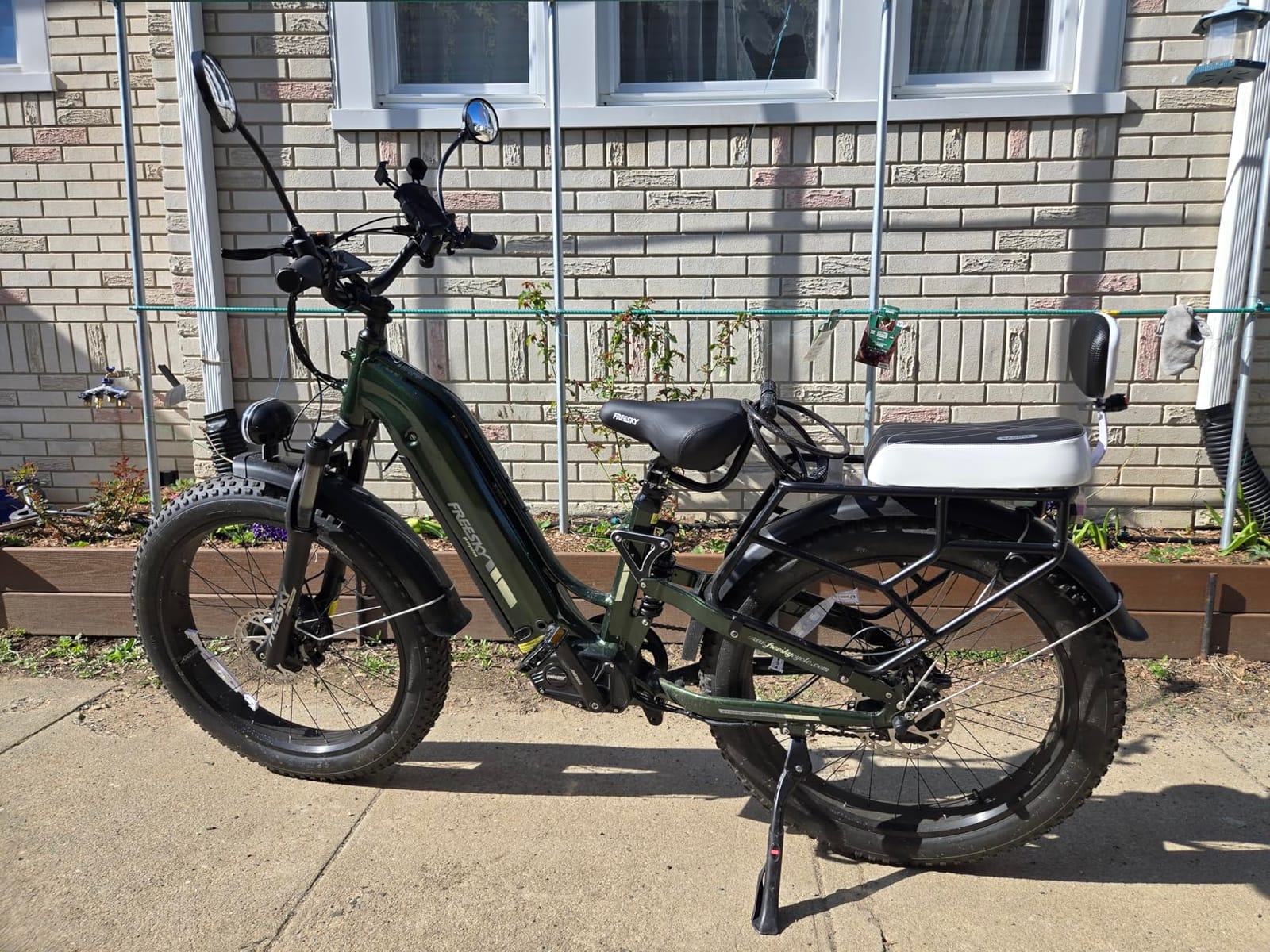FREESKY Ranger AIR Dual Motor Electric Bike for Adults, 3500W 200NM Fast Ebike,105Miles Long Range E Bike,Full Suspension Electric Mountain Bike, 26'' Fat Tire Electric Bicycle for Man Womens Hunters customer photo 1