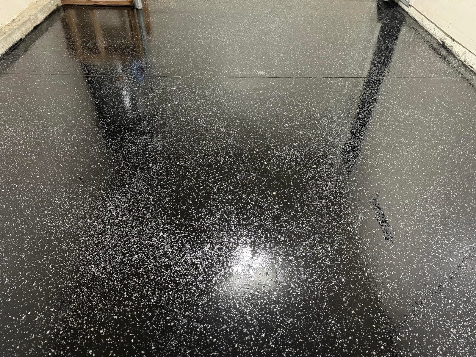 Gorilla Epoxy Garage Floor Coating Kit, 7 pc, 1-Car, 275 sq. ft. Coverage | High Gloss Gray customer photo 1