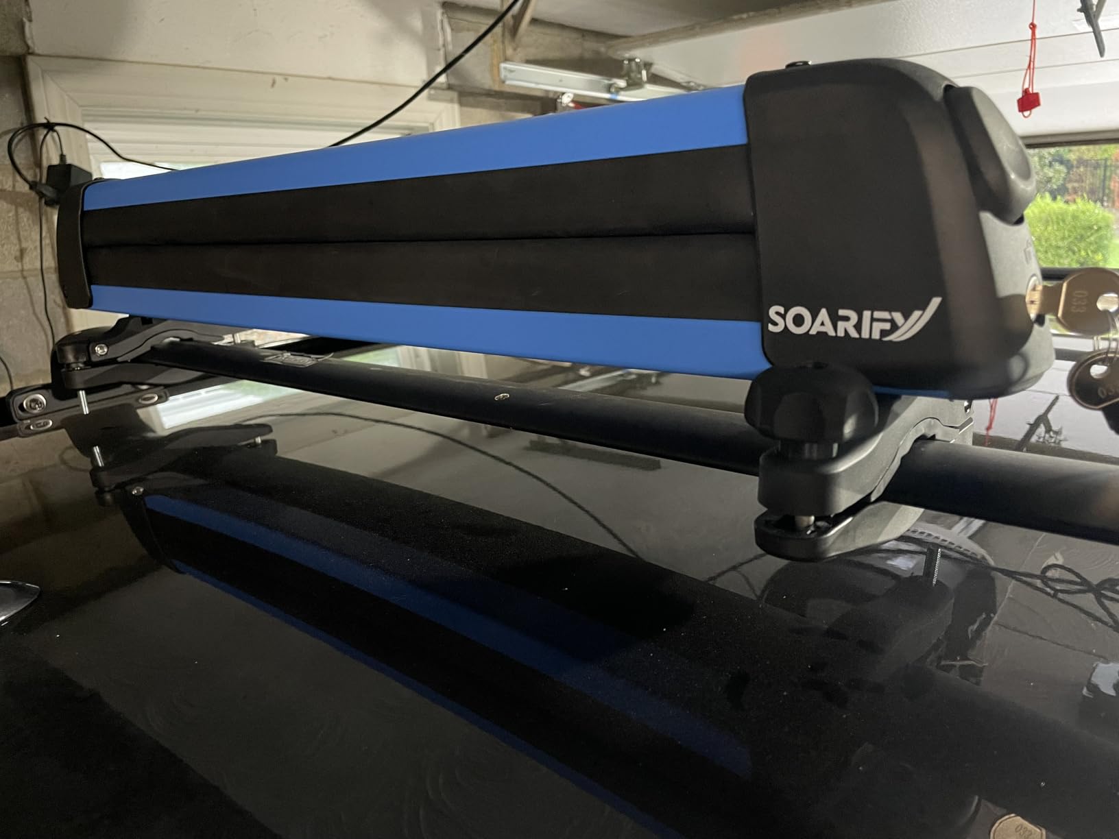 Multi-Purpose Aluminum Blue Ski Rack with ski Strap Carrier, Roof Holder Carrier for Skis, Snowboards, Fishing Rods, Paddles, Skateboards, Wakeboard, Universal Mounting, Locking, Heavy Duty customer photo 1