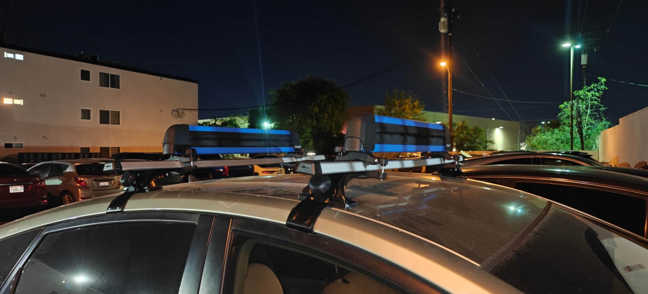 Multi-Purpose Aluminum Blue Ski Rack with ski Strap Carrier, Roof Holder Carrier for Skis, Snowboards, Fishing Rods, Paddles, Skateboards, Wakeboard, Universal Mounting, Locking, Heavy Duty customer photo 2