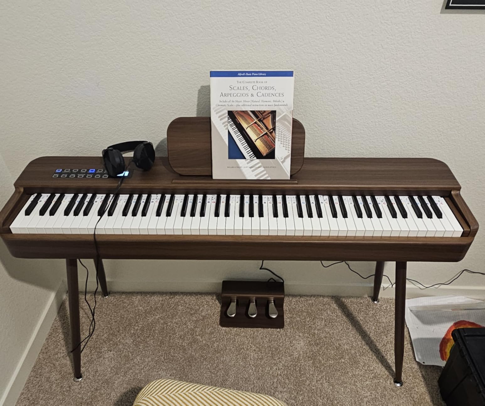 AKLOT Weighted Upright Digital Piano: 88-Key Graded Hammer Action, Ambient Lighting & Sliding Piano Lid, 4 Classic Pianos Tones, Triple Pedal, Dual 25W Stereo Speakers, Headphones & Lesson Book customer photo 2