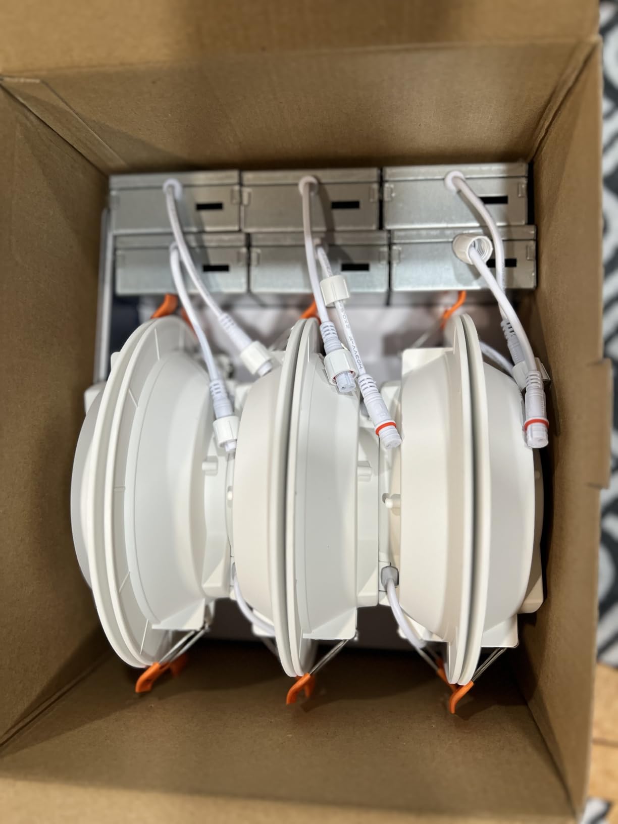 DUSKTEC Smart Recessed Lighting 6 Inch, RGBCW LED Recessed Ceiling Light, 16W 1500LM Canless Downlight with Junction Box, Music Sync, 5CCT, Voice and APP Control customer photo 2