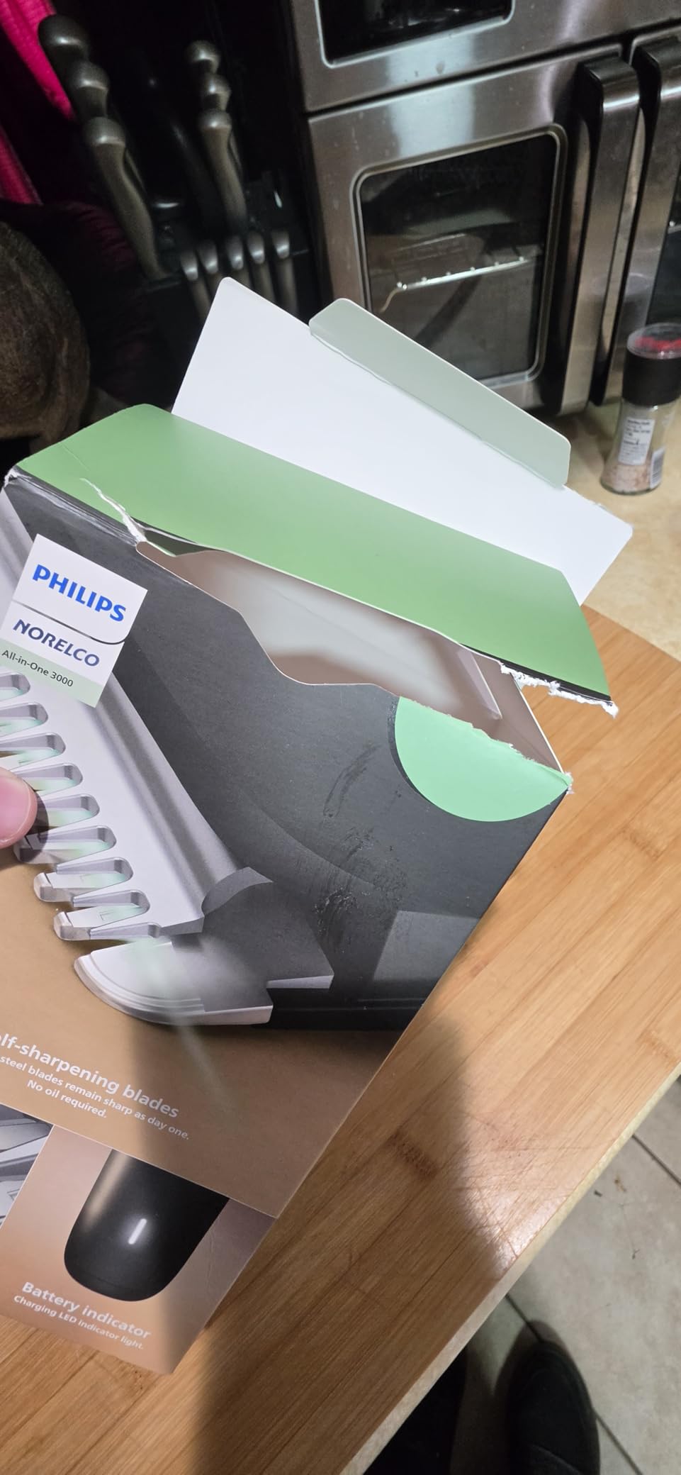 Philips Norelco All-in-One 3000 Series 13 in 1 Trimmer, Beard Styler & Men's Hair Clipper, 9 Length Settings & Self-Sharpening Skin-Friendly Blades, MG3919/50 customer photo 2