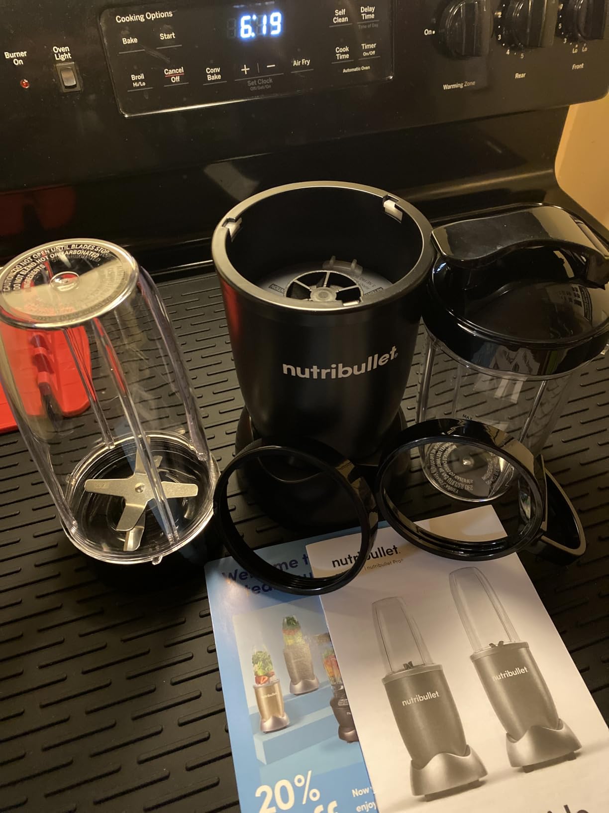 nutribullet Pro Personal Blender, Shakes, Smoothies, Food Prep, and Frozen Blending, 32 Ounce Cup, 24 Ounce Cup, Flip-top Travel Lid, 900 Watt, Matte Black, NB9-0901AK customer photo 2