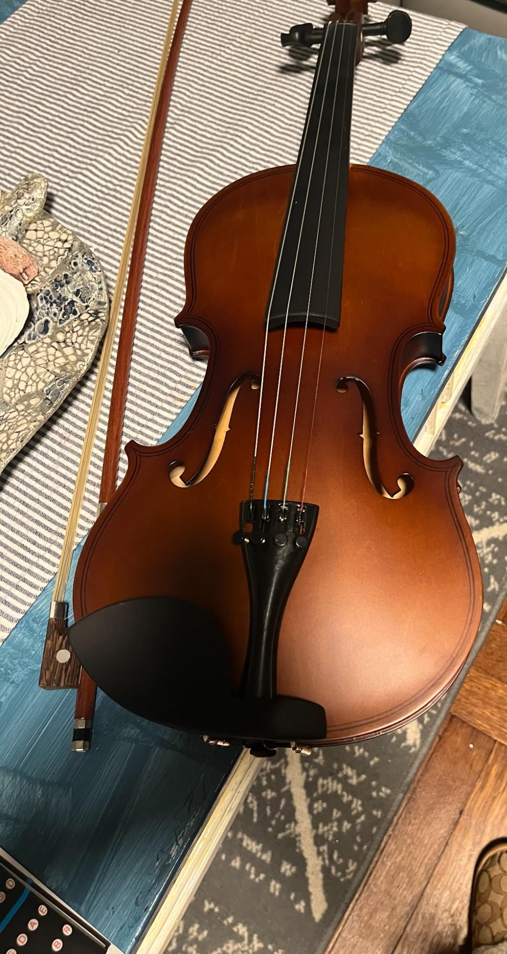 Vangoa Violin 4/4 Full Size Set, Handcrafted Entry Level Acoustic Violin Set with Lightweight Hard Case, Suitable for Beginners, Teens, 12+, Adults, Right Handed Players customer photo 2