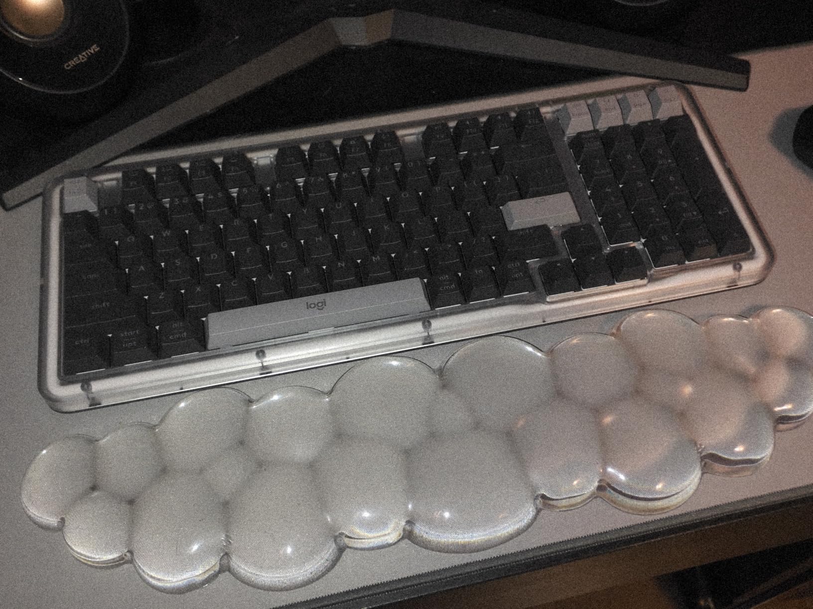 Logitech Alto Keys K98M Wireless Mechanical Gasket Keyboard - Graphite customer photo 1