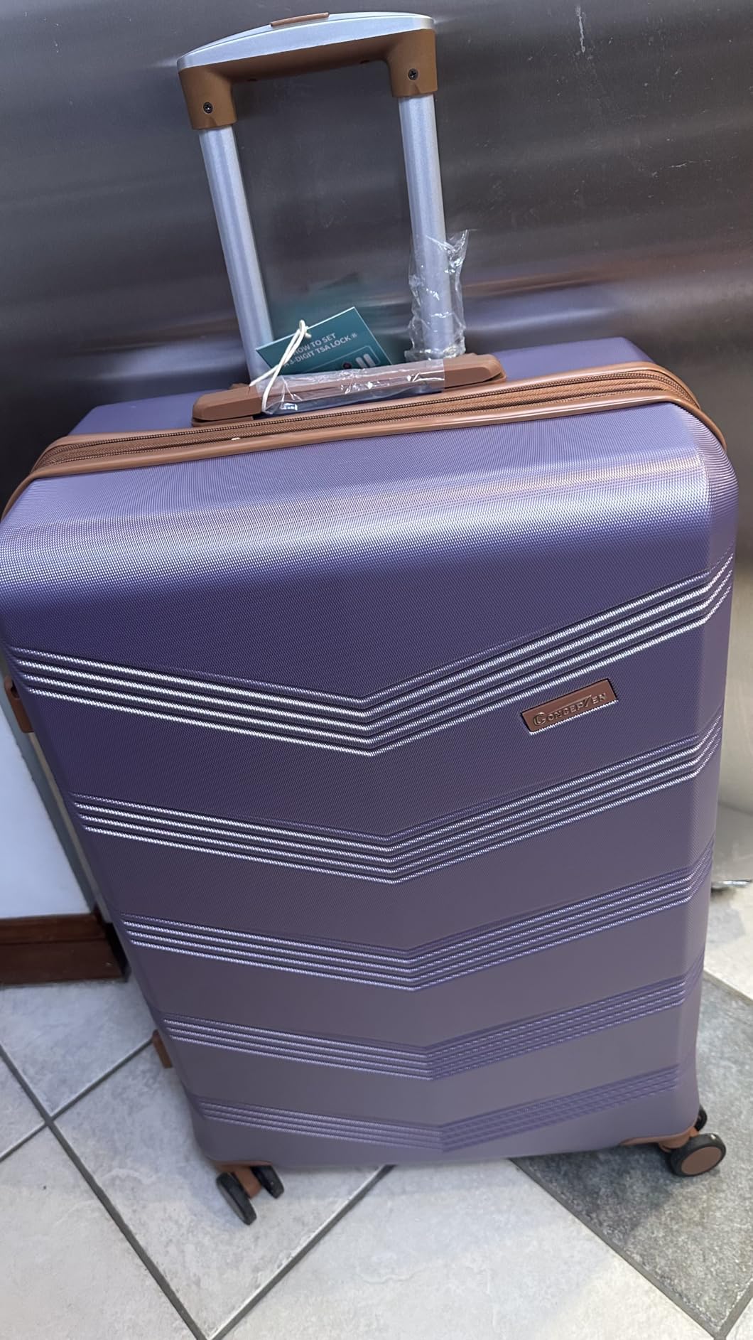 CONCEPTEN Expandable Hardshell Luggage Set 5 Piece, 22x14x9 Airline Approved Carry On, 20/24/28