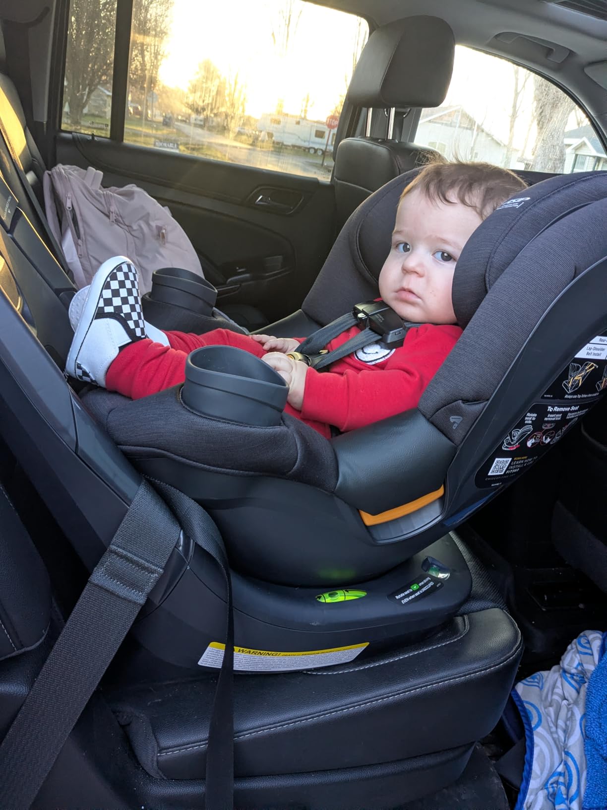 Chicco Fit360 Rotating Convertible Car Seat, 360 Degree Rotation, LeverLock | Convertible toddler car seat, Carbon/Grey, ClearTex, GREENGUARD Gold, 4-40 lbs rear-facing, ASIP, magnetic chest clip customer photo 2