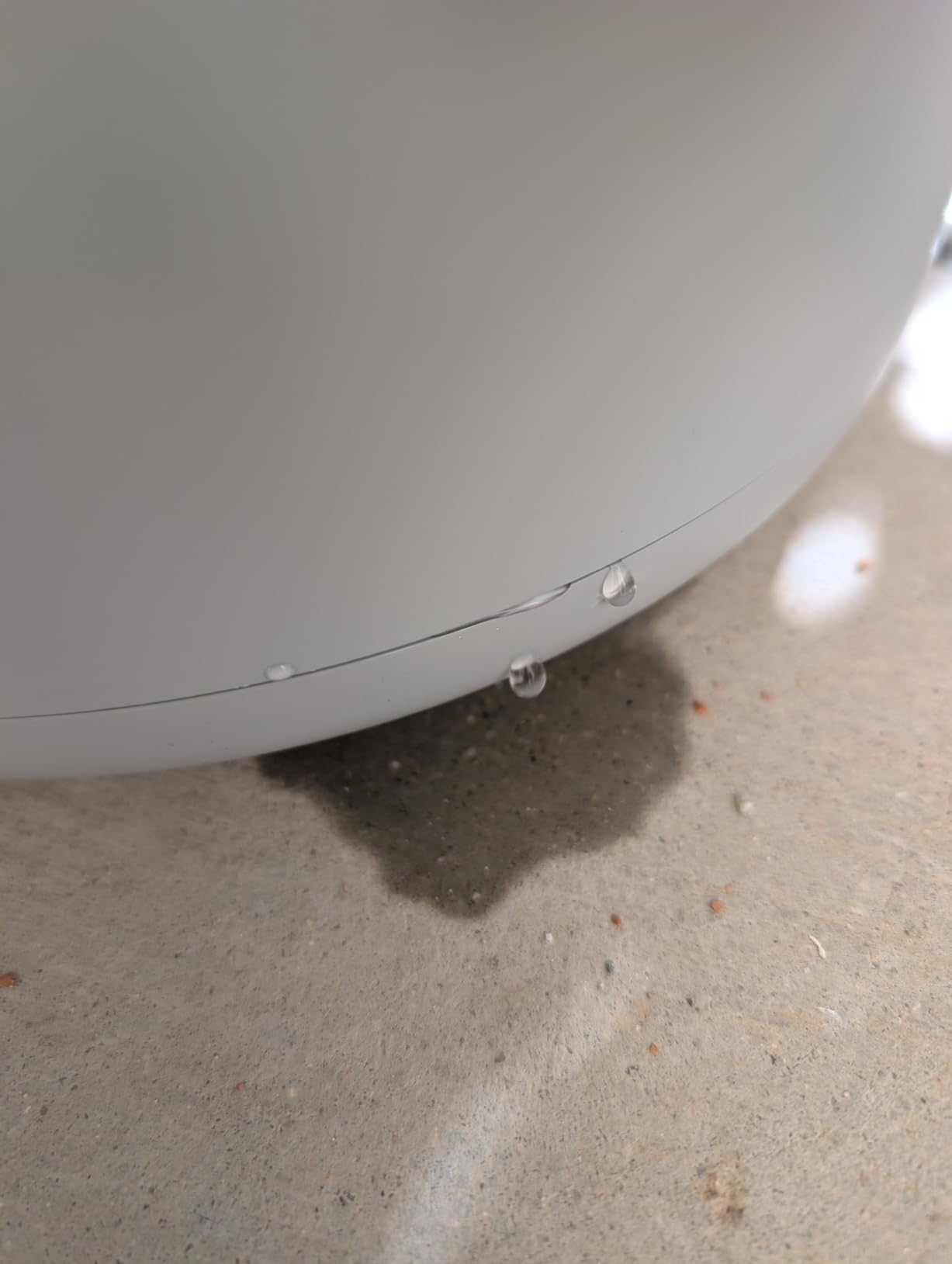 BLUEAIR Room Humidifier - DreamWell - 48Hr Top-Fill Mist-Free InvisibleMist Technology customer photo 2