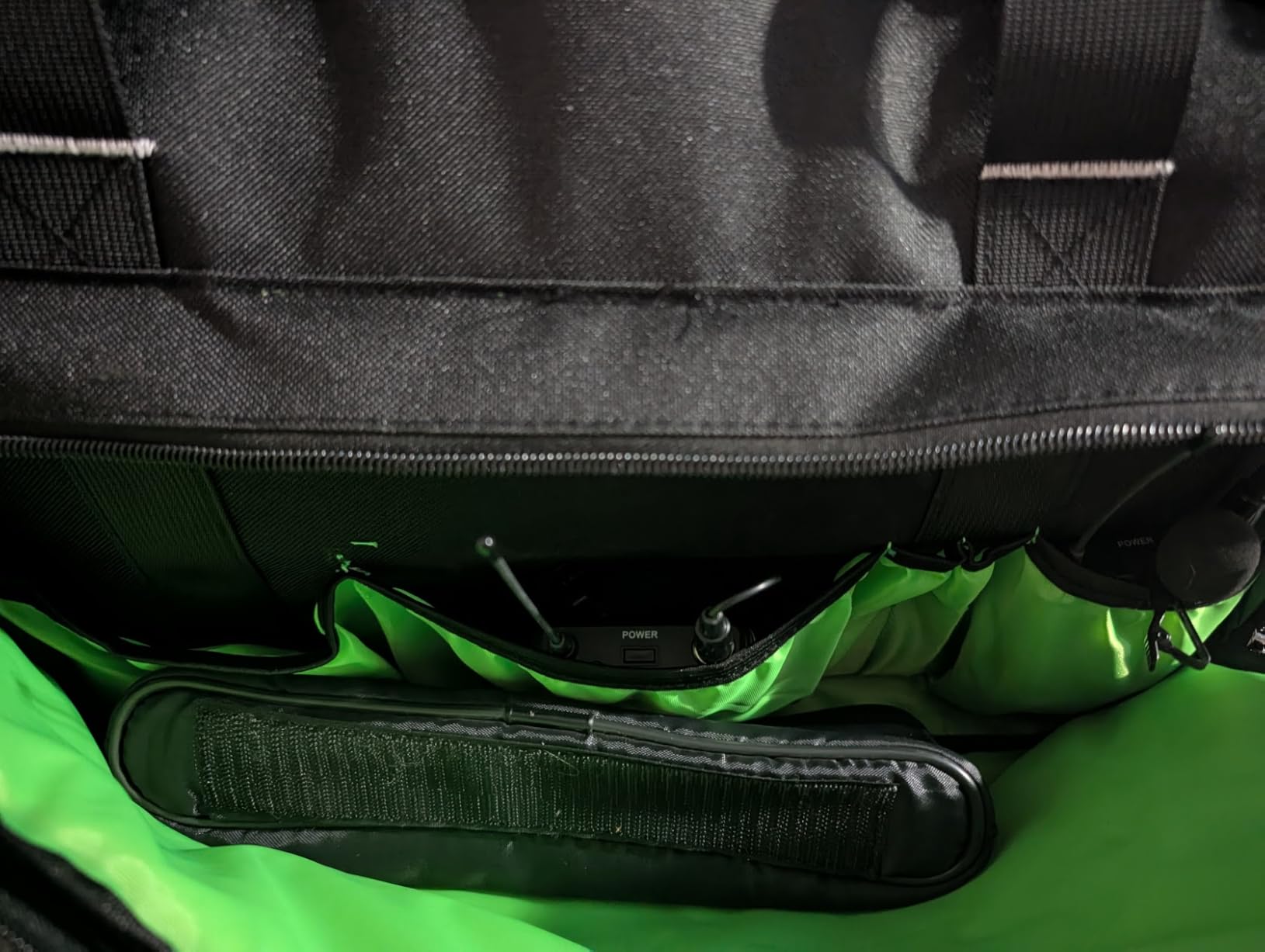 Large Rolling DJ Cable Bag, Green Padded Gig Bag with Detachable Trolley & Divider, 600D Oxford Music Gear Case with Multi Pockets for 15.6