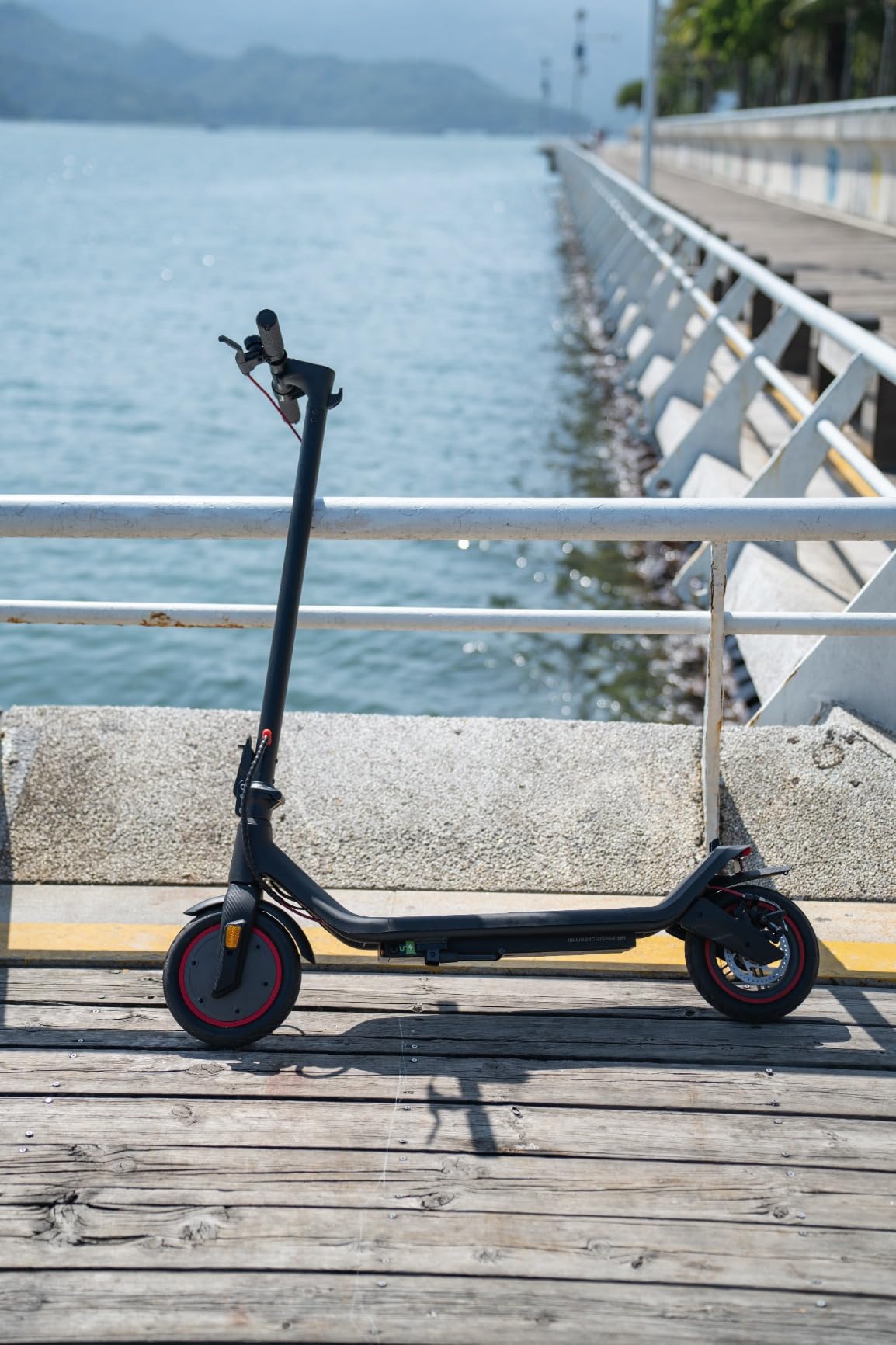 iScooter Electric Scooter for Adults, Off-Road Tires, Dual Suspension & Brakes, Long Range Performance with Powerful Motors customer photo 1