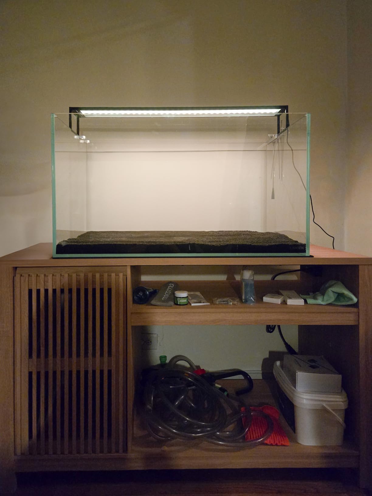 INNOD 55-75 Gallon Fish Tank Stand with Power Outlet, Aquarium Stand with Cabinet, Heavy Duty Reptile Tank Stand Table for Fish Accessories Storage customer photo 1