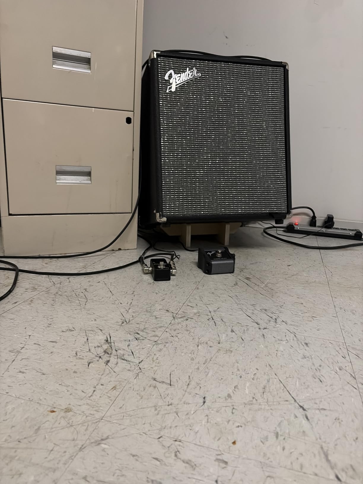 Guitar Amp Stand for Enhanced Tone & Monitoring, 12 inch Wood Portable Stage Floor Monitor Holder for Electric Guitar Bass Amps, Reduces Resonance & Improves Sound Projection customer photo 2