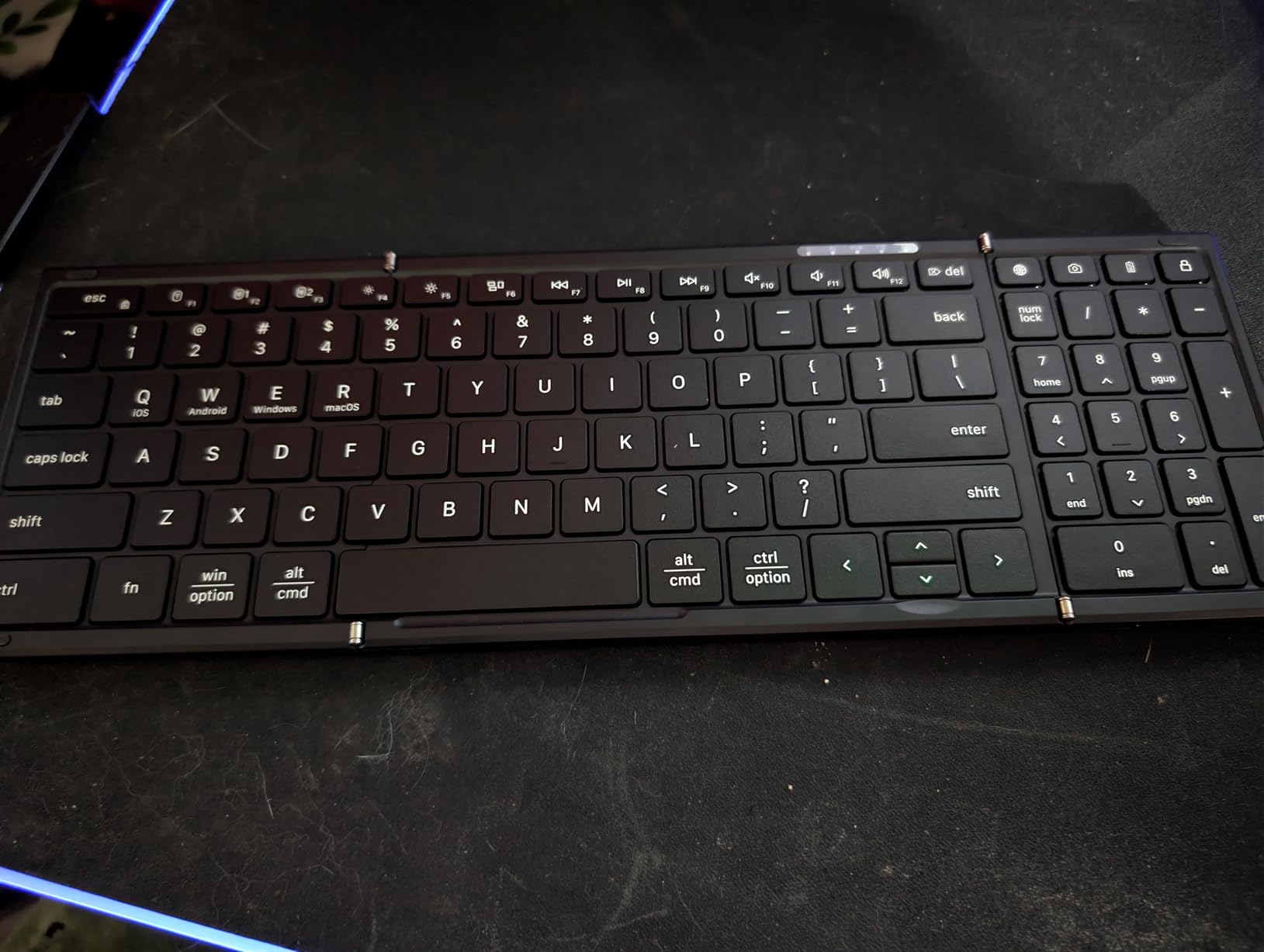 TECKNET Wireless Foldable Bluetooth Keyboard, Rechargeable Portable Keyboards for Travel with Number Pad, Full-Size Connect Up to 3 Devices for iPad Tablet Smartphone Laptop PC Windows iOS Android customer photo 2