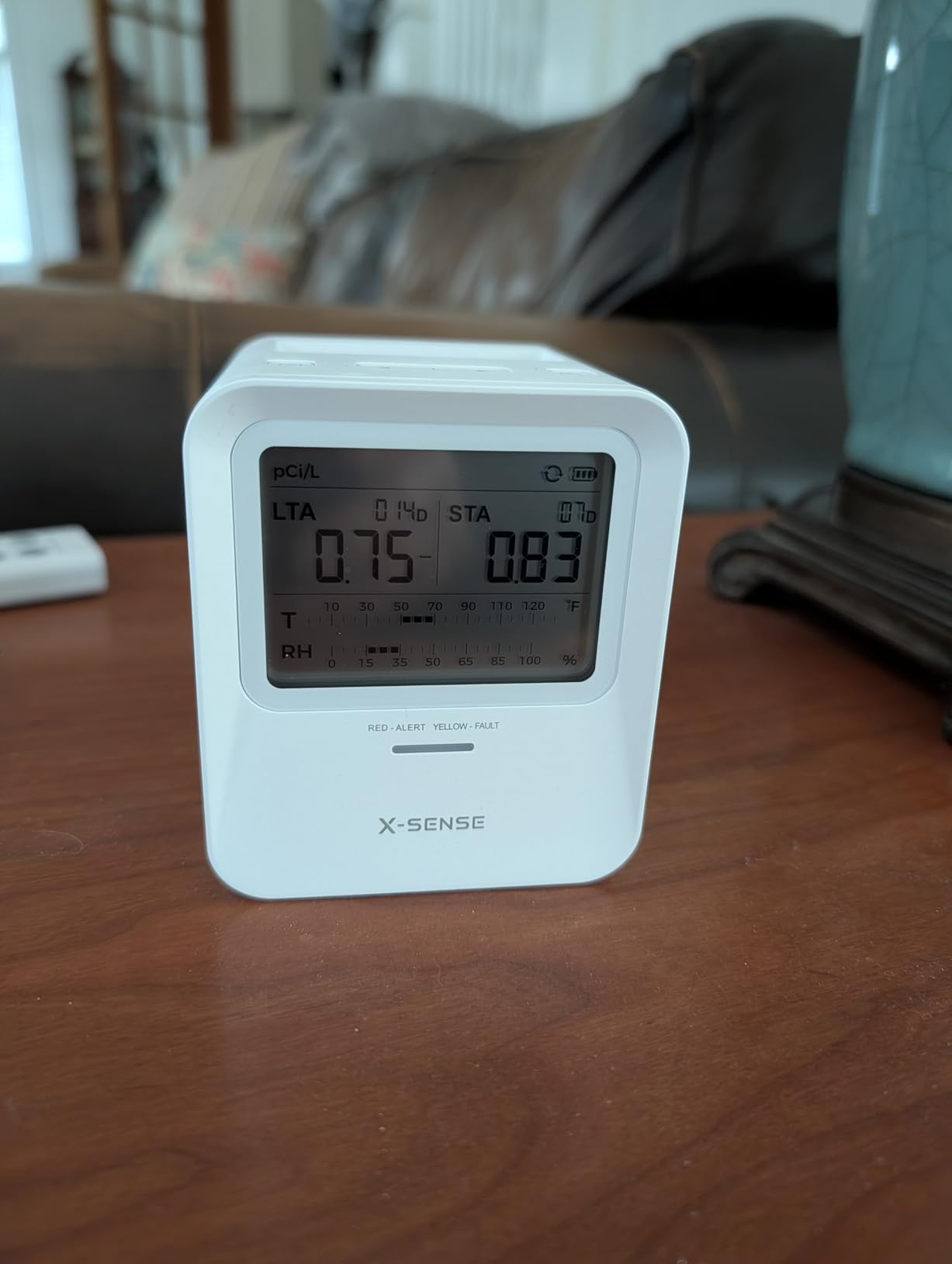 X-Sense Radon Detector for Home, Audible & Visual Alerts, XR0B-SR | Up to 90% Accuracy in 7 Days, 999-Day Radon Tracking, One-Touch Reset, Multi-Room Use, Temperature & Humidity Range Display customer photo 1