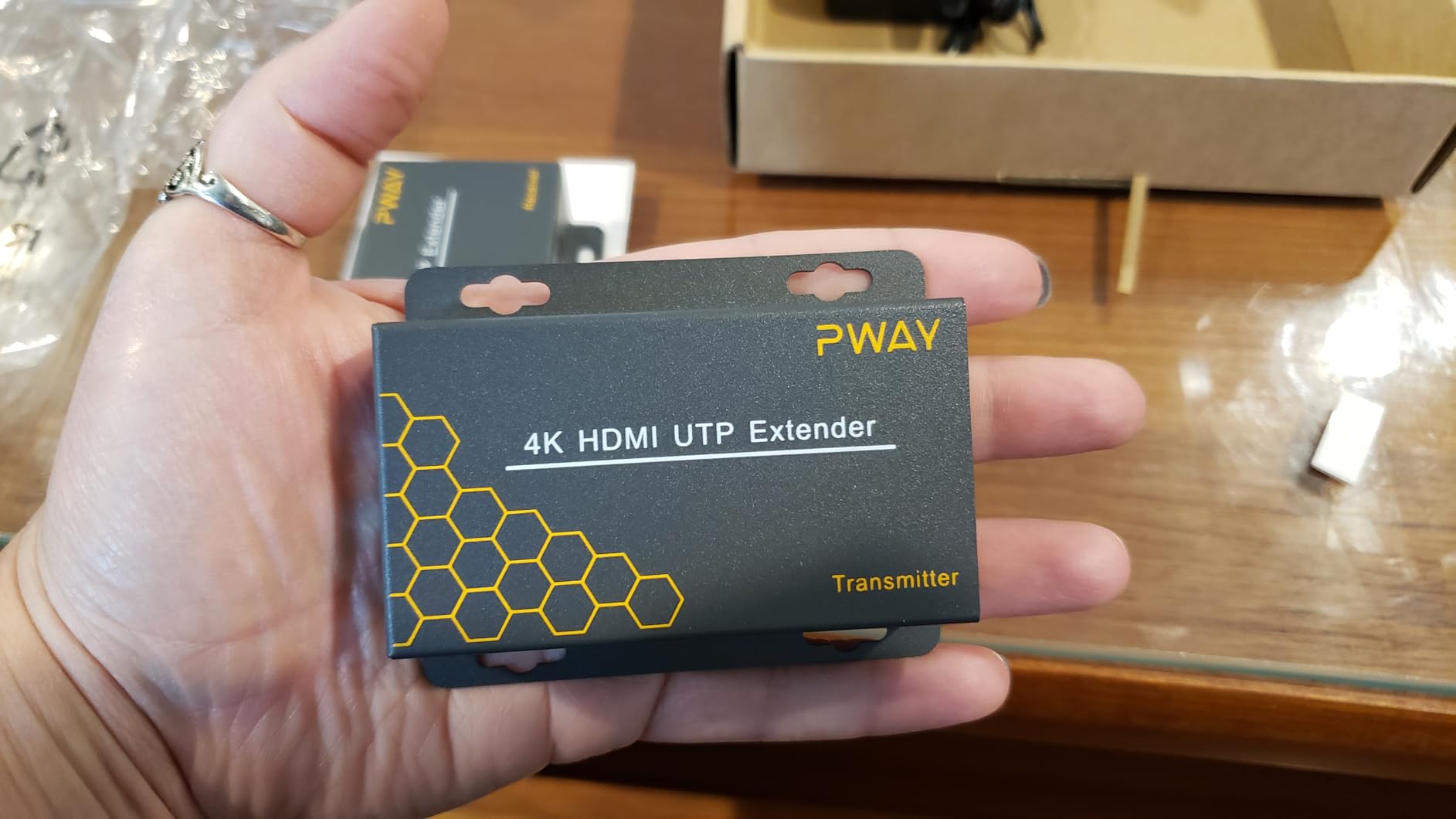 PWAY 4K HDMI Extender Over Ethernet Cat5 Cat6 Cat7 Upto 230ft, with IR, Loop Out, 4K@30Hz 1080P HDMI Transmitter Receiver Video Converter POC with Holes, Easy Installation (HT275) customer photo 1