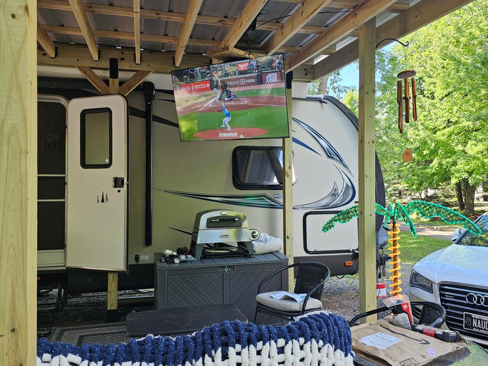 Motorized Flip Down TV Mount for 32-75