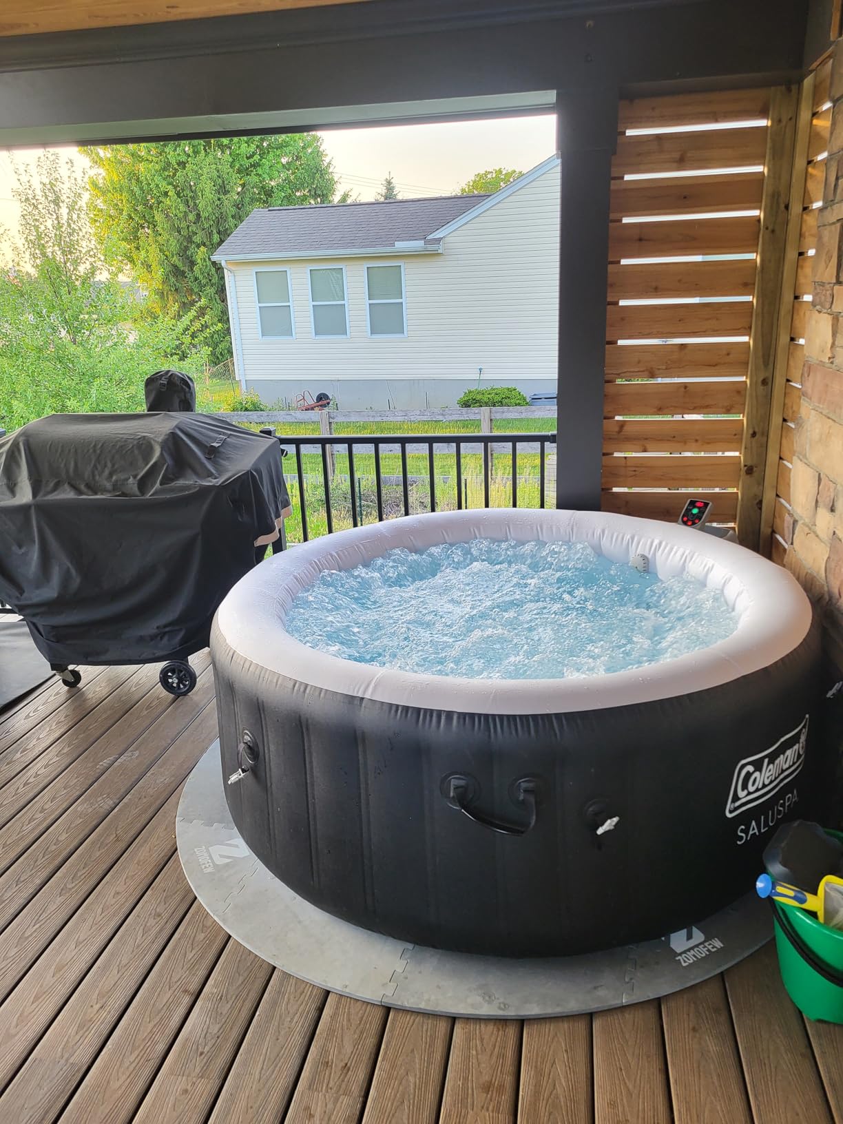Coleman SaluSpa Miami Energy-Efficient AirJet 2-4 Person Inflatable Hot Tub customer photo 2