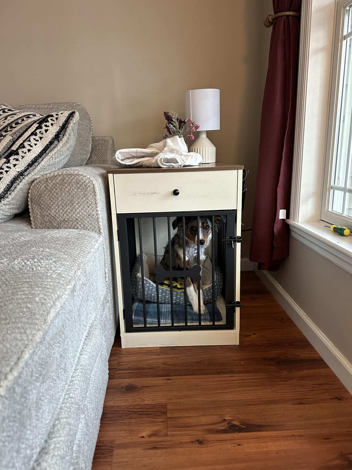 Hzuaneri 24.6'' Dog Crate Furniture with Storage & Power Indoor Dog Kennel | Small Dog Crate with Charging Station, Dog Kennel Furniture with Storage End Side Table for Small Dogs, White Brown DFC90114B customer photo 1