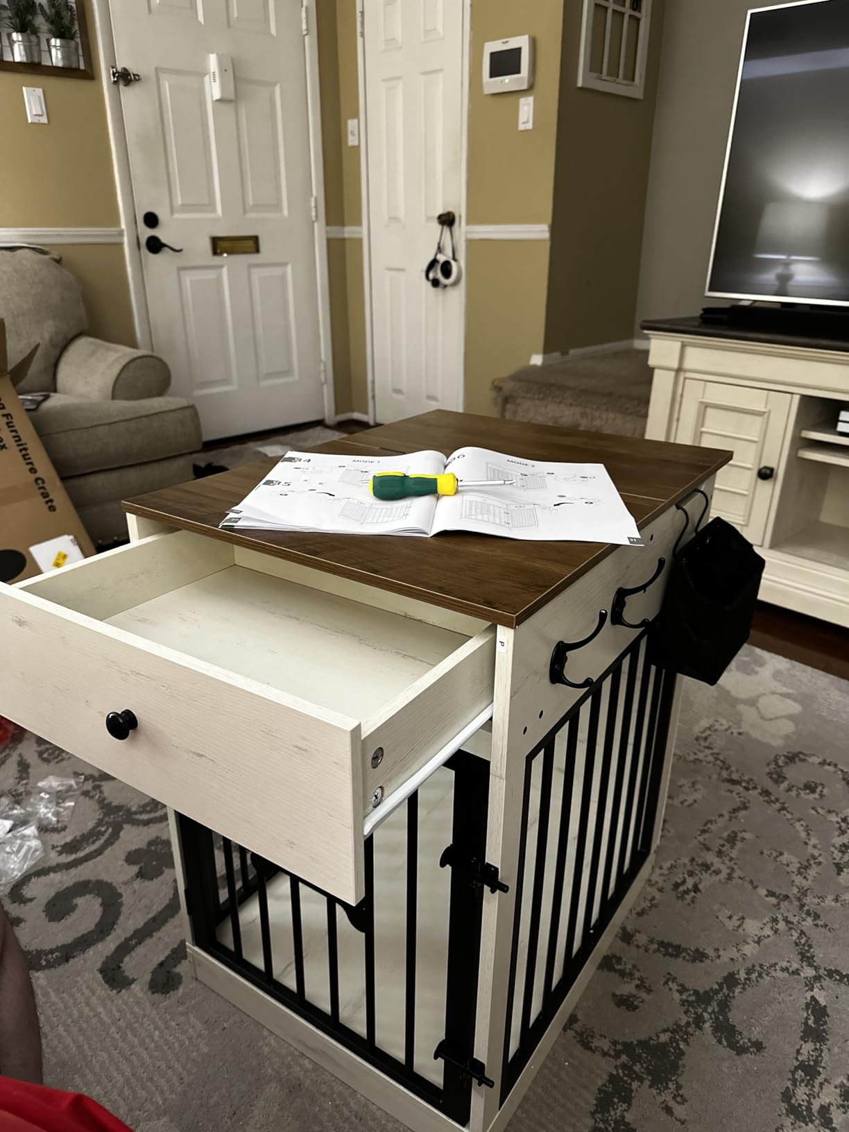 Hzuaneri 24.6'' Dog Crate Furniture with Storage & Power Indoor Dog Kennel | Small Dog Crate with Charging Station, Dog Kennel Furniture with Storage End Side Table for Small Dogs, White Brown DFC90114B customer photo 2