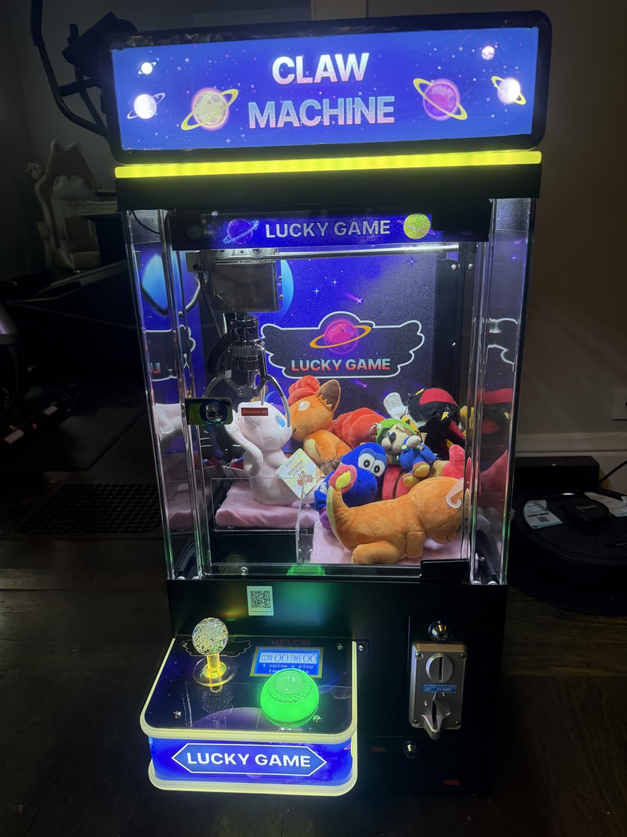 VEVOR Claw Crane Machine, Medium-Sized Arcade Game Machine with Light & Sound, Adjustable Steel Claws, Precise Toy Candy Grabber Prize Dispenser Vending Toy, for Commercial Home Cinema customer photo 1