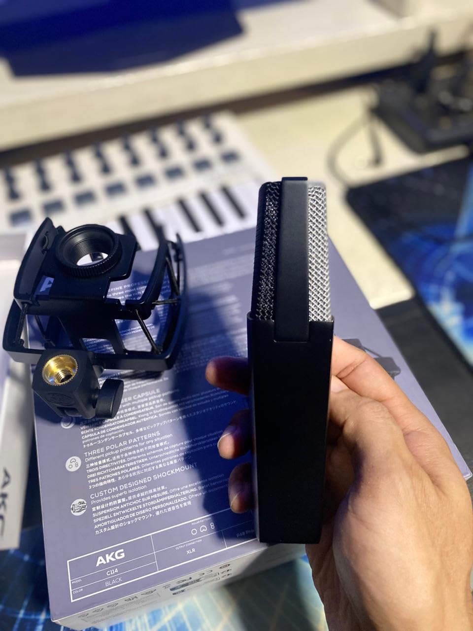 AKG Professional C114 Large Diaphragm Multi-Pattern Condenser Microphone (Cardioid/Omni/Figure-8) customer photo 2
