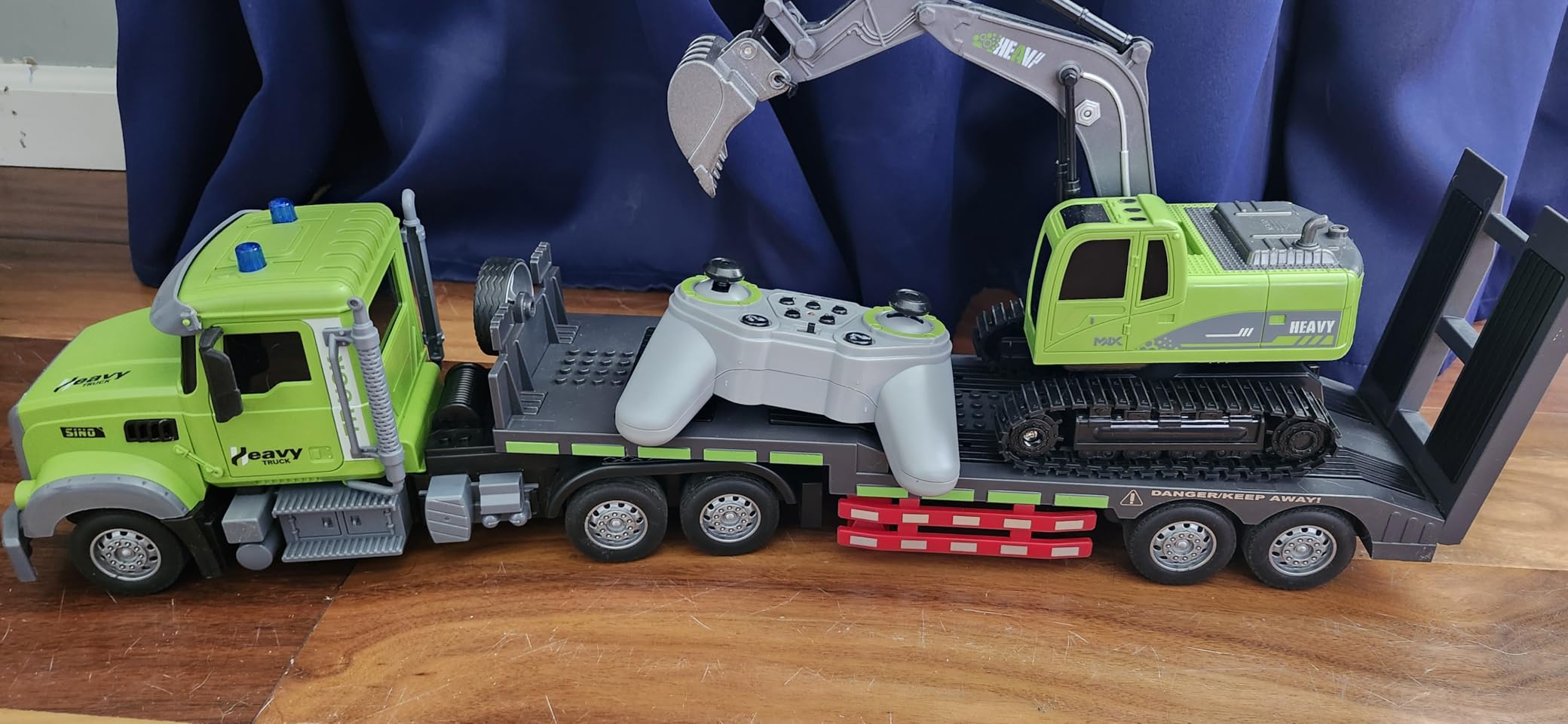 11 Channel RC Semi Truck & RC Excavator Toy Set, 1:12 Remote Control Flatbed Truck with Trailer, Engineering Vehicle with Sound & Lights, Alloy Bucket Excavator Toys, Great Gift for Boys Kids customer photo 1