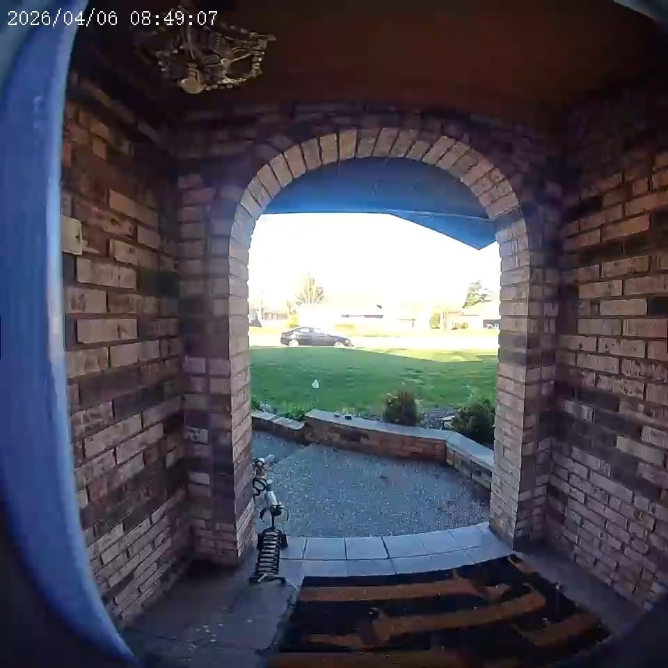 myQ Secure View 3-in-1 Smart Lock with 2K HDR Video Doorbell Camera, Face Access, Fingerprint Access, PIN & App Control customer photo 2