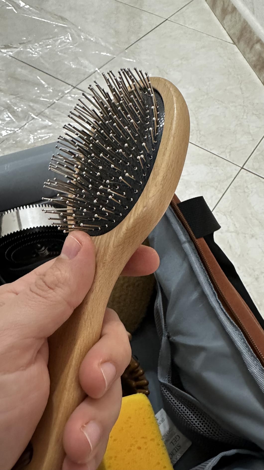 Premium Horse Grooming Kit (8 Pieces) - Professional Equine Care Set with Beechwood Brushes, Natural Bristles, and Handcrafted Leather Bag - Luxury Gift for Horse Riders and Owners customer photo 1