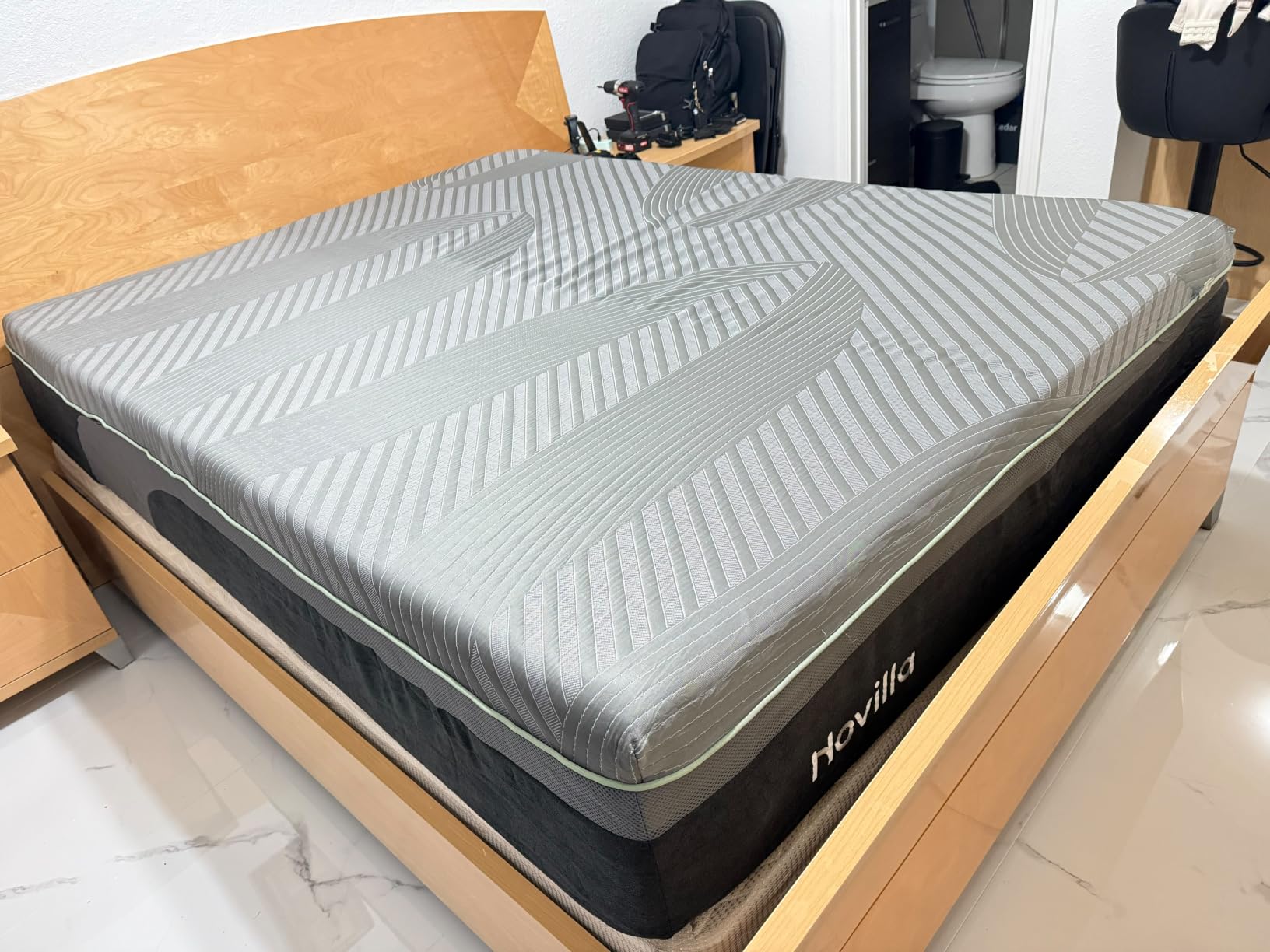 Novilla AiryFlow 12 Inch Queen Size Mattress, Queen Memory Foam Mattress | for Cool Night & Spinal Alignment, Pressure Relief & Motion Isolation, Green Tea-Infused, CertiPUR-US Certified, Medium Firm customer photo 1