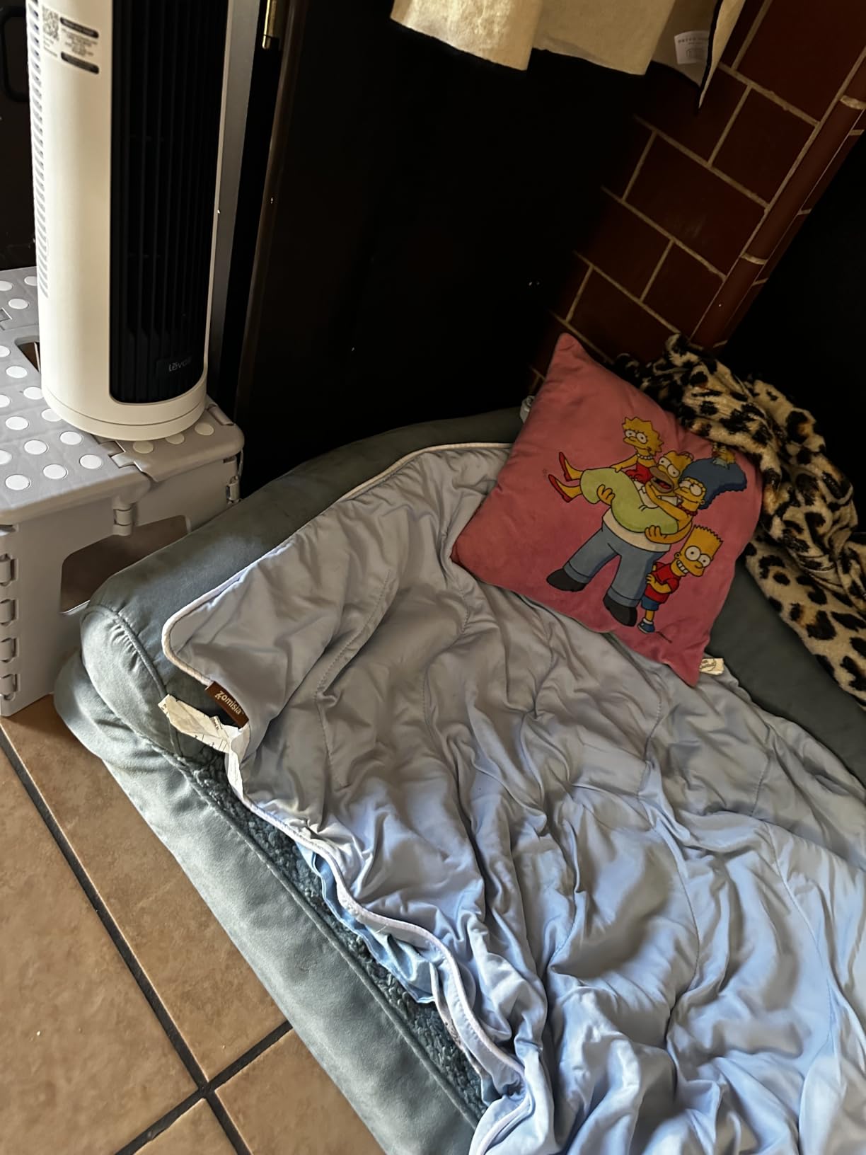 Levoit Tower Fan for Bedroom, 20dB Quiet Desk Fan with 23ft/s, Portable & Easy to Carry, 3-Angle & 4-Speed Mini Oscillating Fan, DC Motor, Bladeless, Remoter, 12H Timer, for Home, Room, Office, White customer photo 1