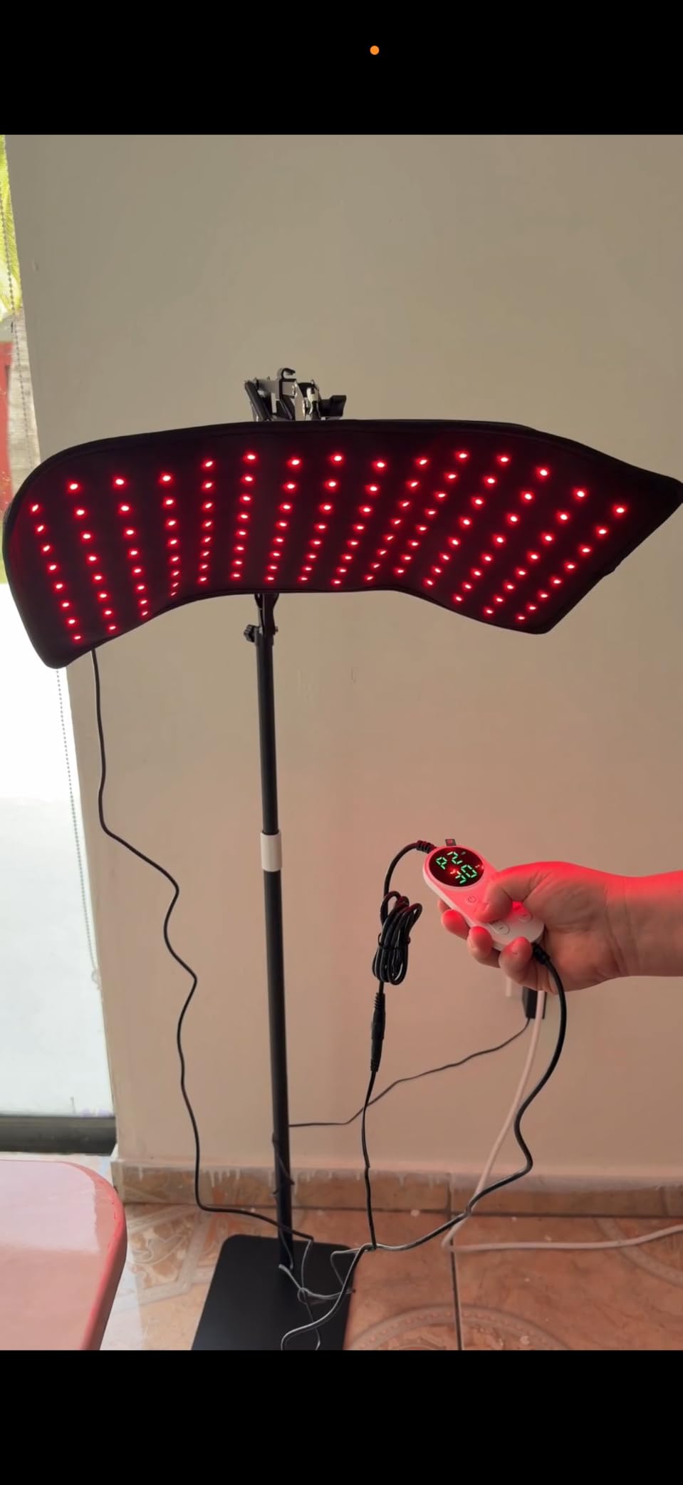 INTEO Red Light Therapy for Face and Body, Infrared Red Light Therapy Lamp | 2-in-1 Detachable Red Light Panel with Stand, 660nm 850nm Near Infrared Light Therapy for Full Body Home with Elastic Strap customer photo 1