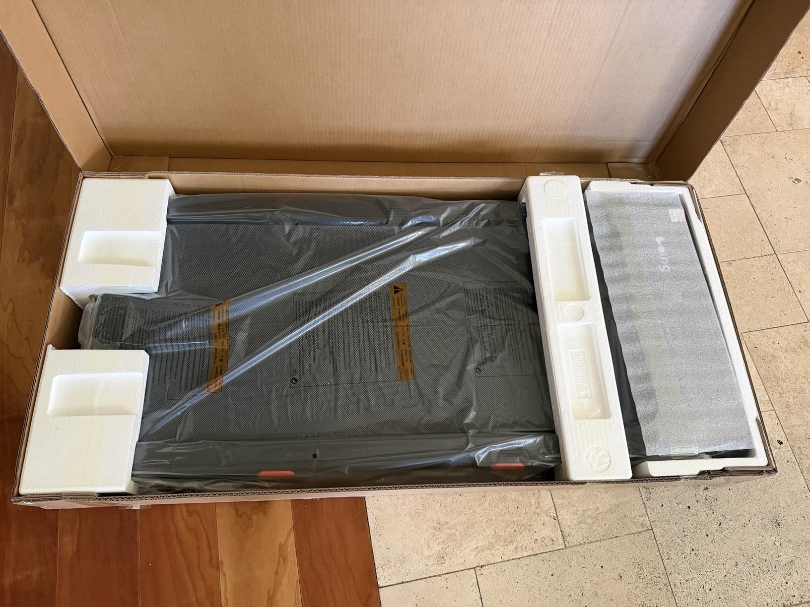 Cybergoing T10 Walking Pad Treadmill Powered By Bosch, Under Desk Treadmill, Fixed 7% Manual Incline, Up to 4 MPH, 2.5HP, 300lb Capacity, App + Remote, 15x36 Belt, Treadmills for Home customer photo 2