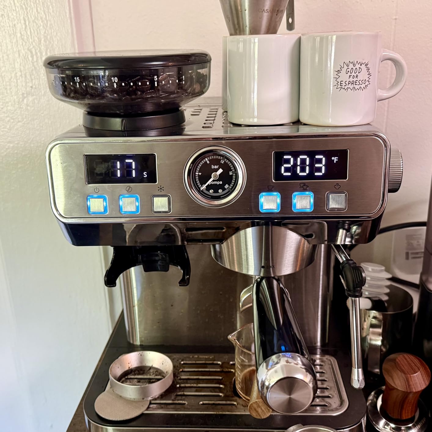 AMZCHEF Espresso Machine With Grinder, Temp Control, 44 Grind Settings, Compact Design customer photo 1