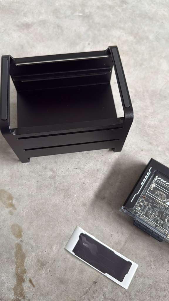 ZimaBlade 7700 x86 Home Server & 2-Bay NAS Kit, Intel Quad-Core, 16GB RAM | CasaOS Preinstalled, Dual SATA, PCIe x4 Expansion, Docker Ready, Plex, Home Assistant, Self-Hosting Platform customer photo 2