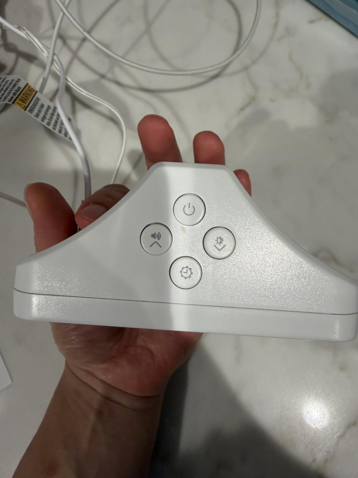 Indoor Air Quality Monitor for Home, CO2 Detector with PM2.5 PM10, Formaldehyde TVOC Sensor, AQI Temperature Humidity Display customer photo 1