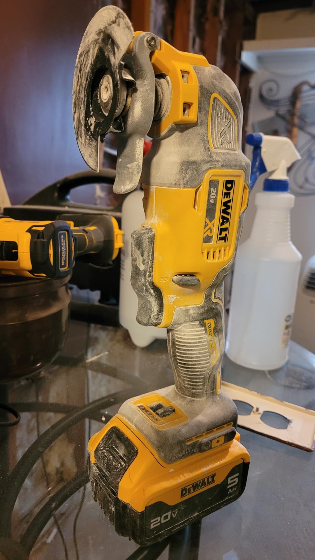 DEWALT 20V MAX 7-Tool Combo Kit, Includes Cordless Drill, Impact Driver, Reciprocating Saw, Circular Saw, Oscillating Tool, Random Orbital Sander, Jigsaw, 5Ah Battery and Charger (DCK751P1) customer photo 1
