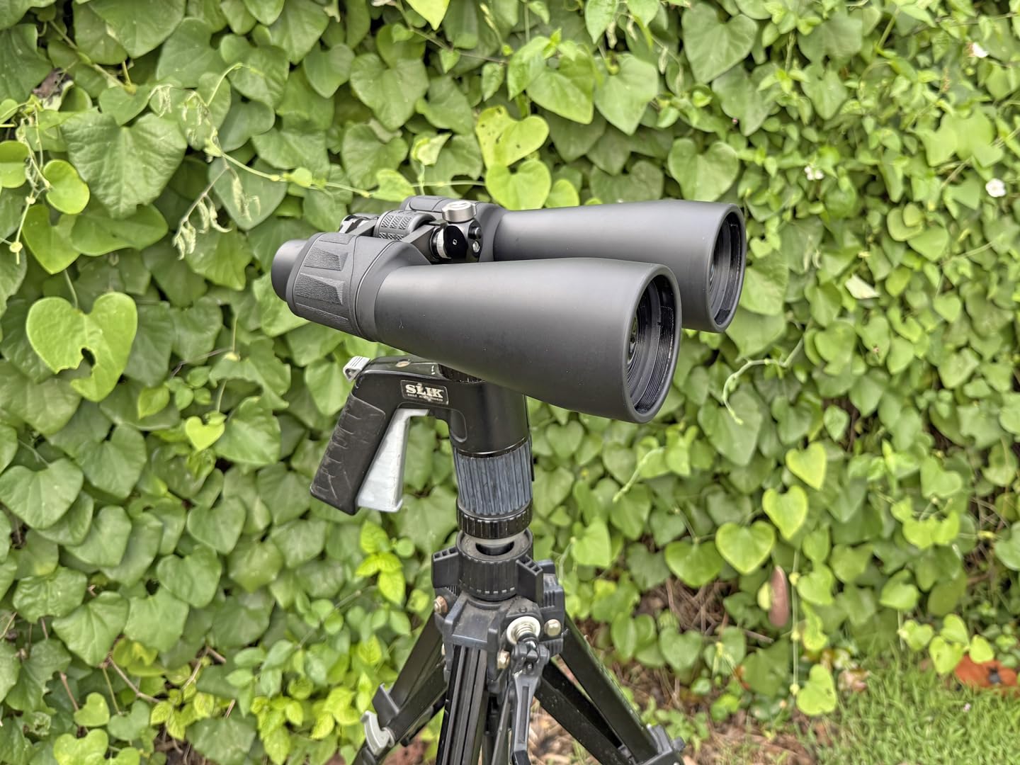 Sogries 18x70 High Power Binoculars for Adults Professional Long Range | Powerful Binoculars for Adults Astronomy Stargazing Planets Long Distance Bird Watching Wildlife Hi Power Clear Low Light customer photo 1