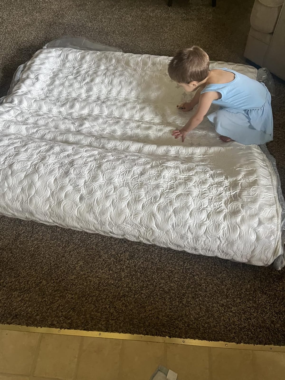 Sleepmax Extra Firm Queen Mattress 12 Inch, Hybrid Mattress Pain Relieving | Hotel-Collection Bed in Box, Extra Lumbar & Hip Support, Spine Alignment, 365-Night Trial & Forever warranty, Fiberglass-Free customer photo 1