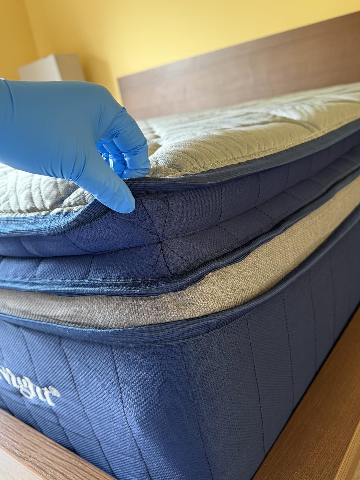 Sweetnight CoolNest Hybrid King Size Mattress 14 Inch, Cooling Pillow Top | Cool Night Sleep for Hot Sleeper, 7-Zone Ergo Support for Pressure Relief, 4 Stage Cool Enhanced Breathability, Medium Firm customer photo 1