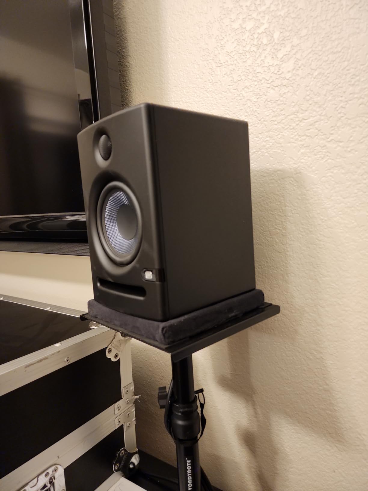 PreSonus Eris E5 Pair 2-Way 5.25” Near Field Studio Monitors customer photo 1