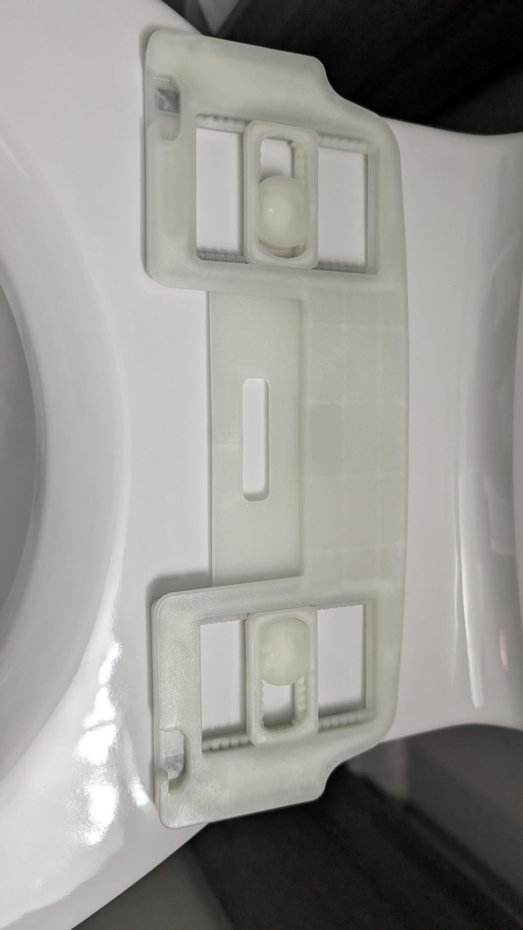 KOHLER PureWash E835 Elongated Electric Bidet Toilet Seat w Remote, White | Adjustable Position, Temperature and Pressure, Self Cleaning customer photo 1