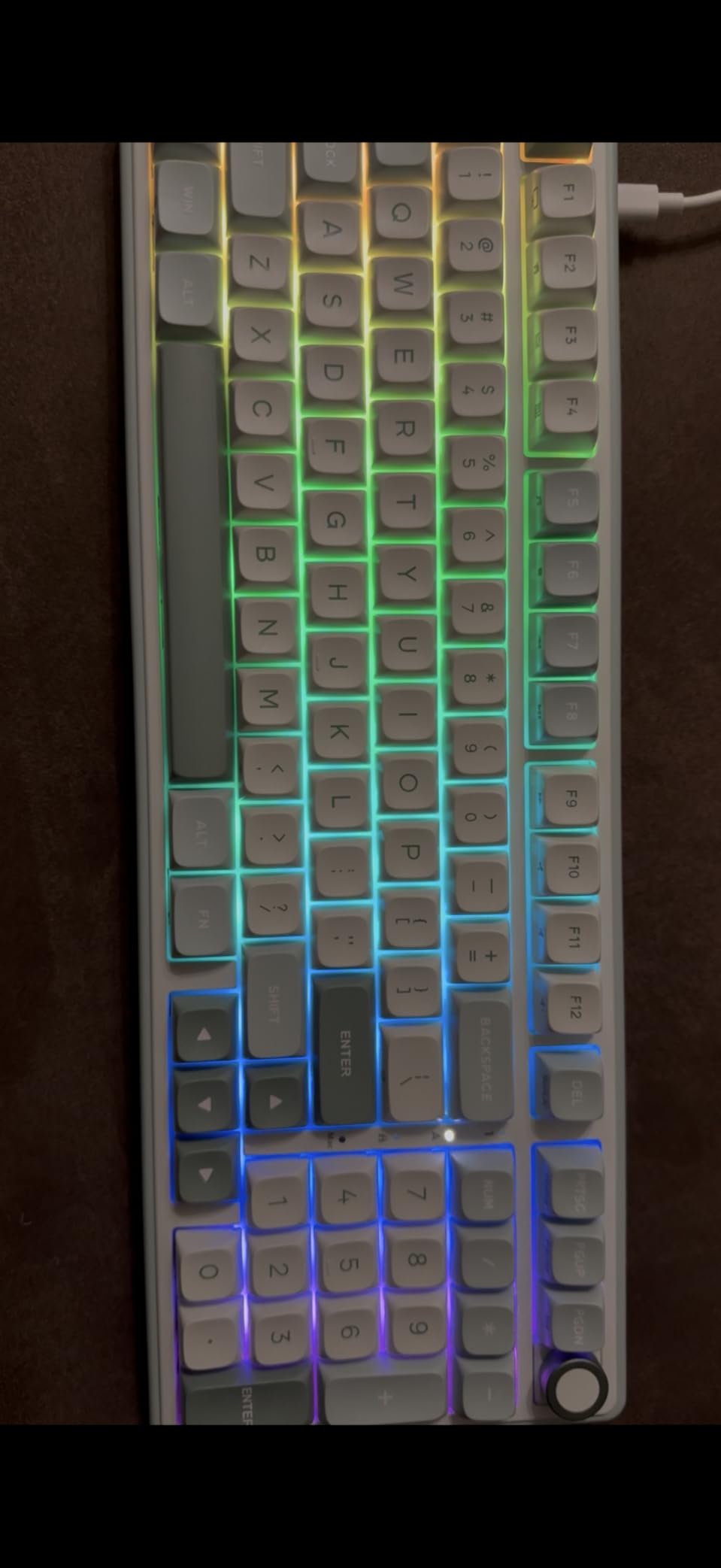 RK ROYAL KLUDGE R98 Pro Wired Mechanical Keyboard, RGB PC Gaming Keyboard with Number Pad and Volume Knob, Gasket Mount, MDA Profile PBT Keycaps, for Win/Mac, Hot Swappable Tactile Beige Switch customer photo 1