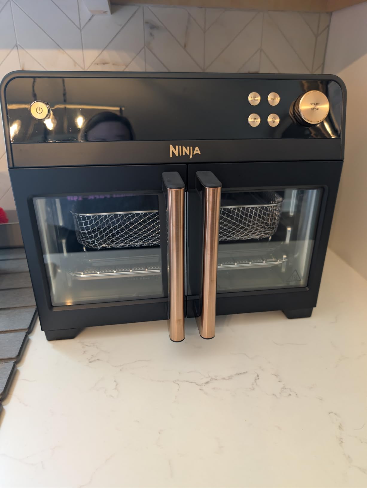 Ninja French Door Premier Air Fry Oven, 10-in-1, Black, FO101BK customer photo 1