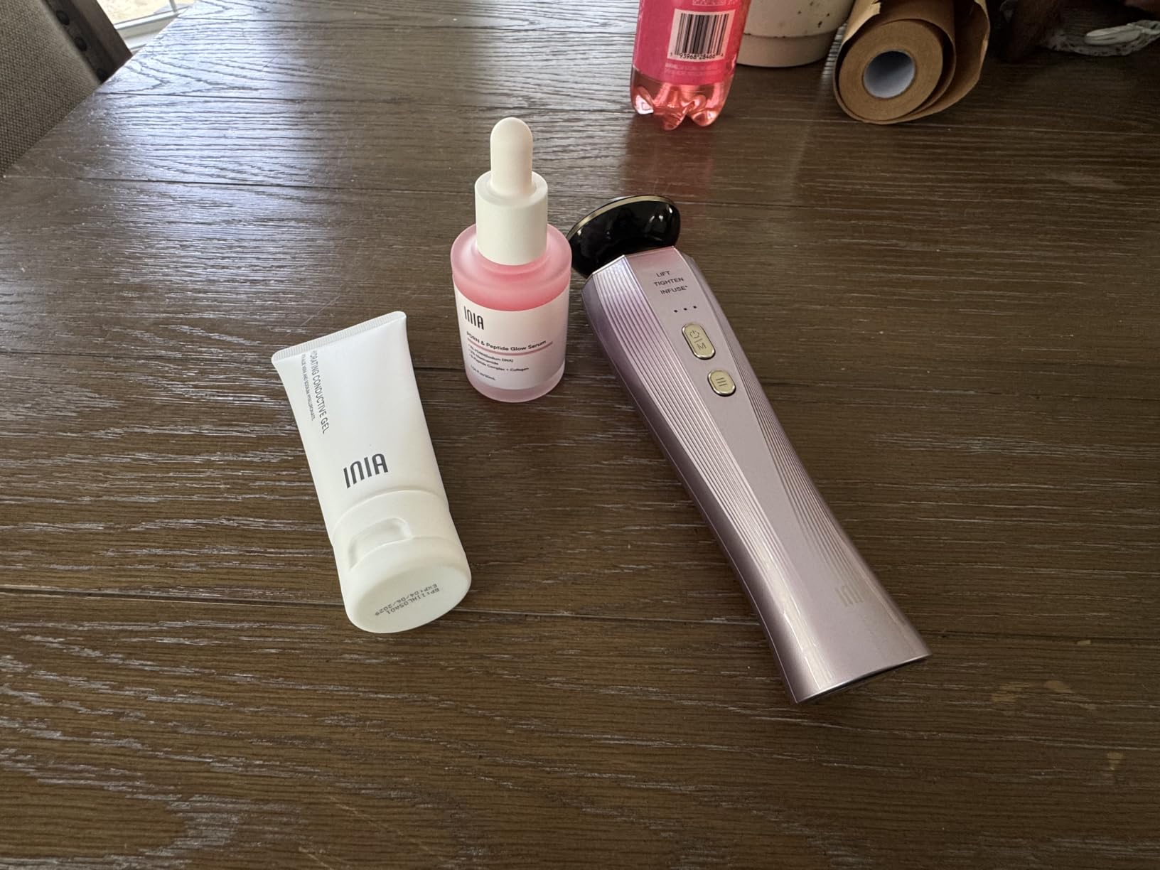 INIA Flare 3-in-1 Microcurrent Facial Device Red Light Therapy for Face | Beauty Device, Face Massager Tool with Heat & Vibration, for Puffiness & Smoothing, for Clear, Radiant, for Daily Skincare customer photo 2