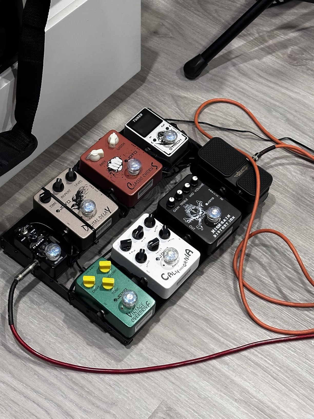 Pedal Board with Built-in Power Supply, Small Guitar Pedalboard 15